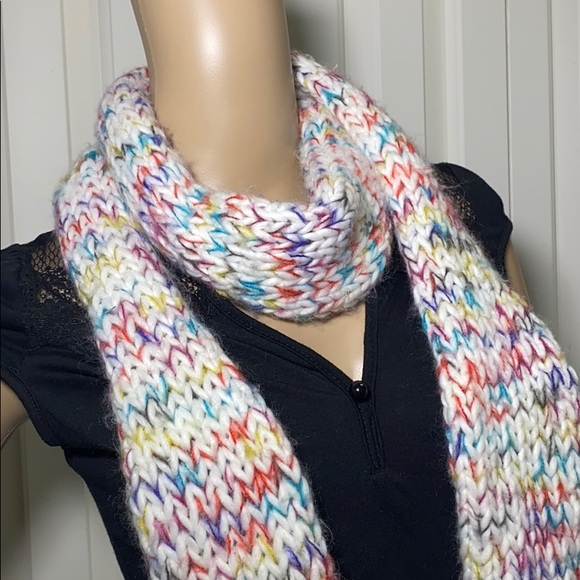 Free People/Roxy Scarf Bundle - Picture 4 of 10